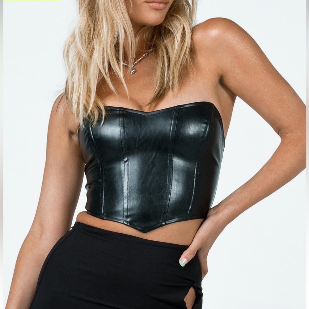 Princess Polly top
